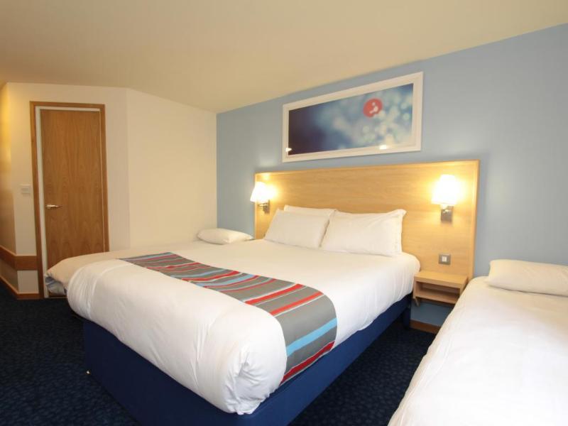 Travelodge Thame Esterno foto