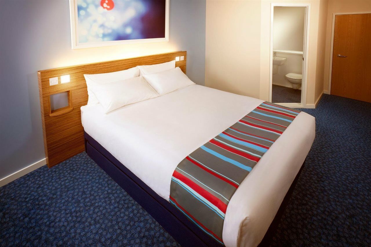 Travelodge Thame Esterno foto